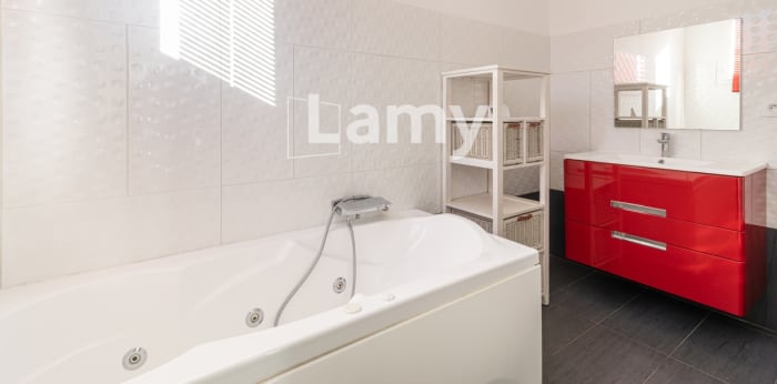 Image 14 sur 17 - Maison/villa  ·  Vente · Allauch (13190) · 4 pièces · 140m²