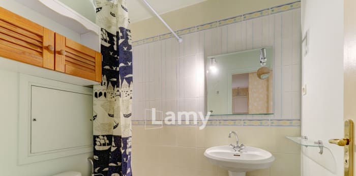 Image 8 sur 9 - Appartement  ·  Vente · Chamalieres (63400) · 5 pièces · 114m²