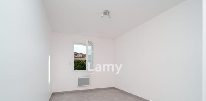 Image 4 sur 5 - Maison/villa  ·  Vente · Vias (34450) · 3 pièces · 60m²