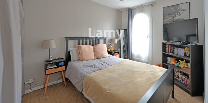 Image 2 sur 7 - Appartement  ·  Vente · Nimes (30900) · 2 pièces · 38m²