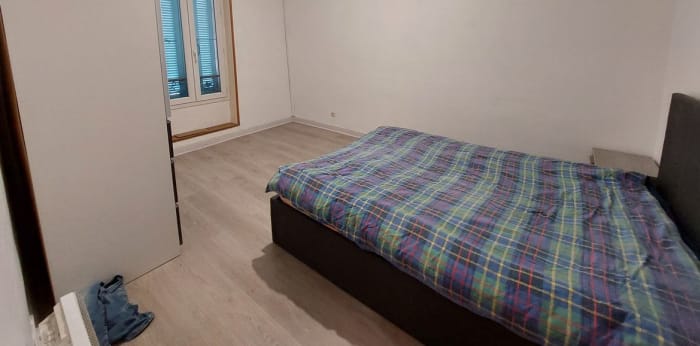 Image 14 sur 22 - Appartement  ·  Vente · Laragne Monteglin (05300) · 5 pièces · 49m²