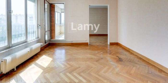 Image 2 sur 8 - Appartement  ·  Vente · Reims (51100) · 4 pièces · 70m²