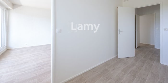 Image 10 sur 14 - Appartement  ·  Vente · Lormont (33310) · 3 pièces · 66m²