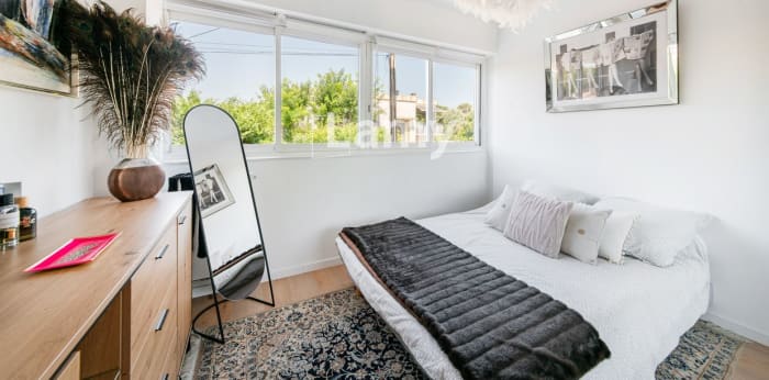 Image 8 sur 9 - Appartement  ·  Vente · Aix En Provence (13090) · 3 pièces · 59m²