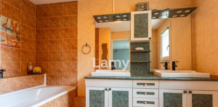 Image 8 sur 12 - Maison/villa  ·  Vente · Bondoufle (91070) · 7 pièces · 163m²