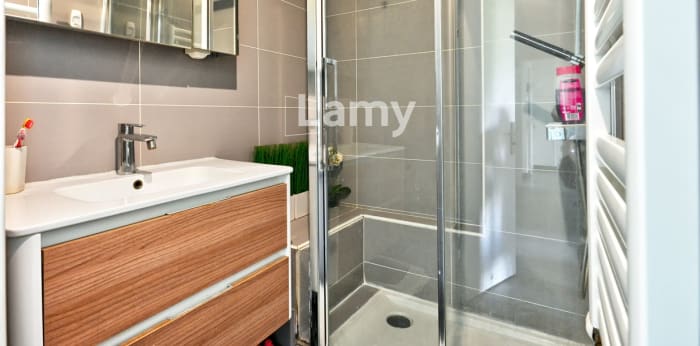 Image 7 sur 11 - Appartement  ·  Vente · Versailles (78000) · 4 pièces · 68m²