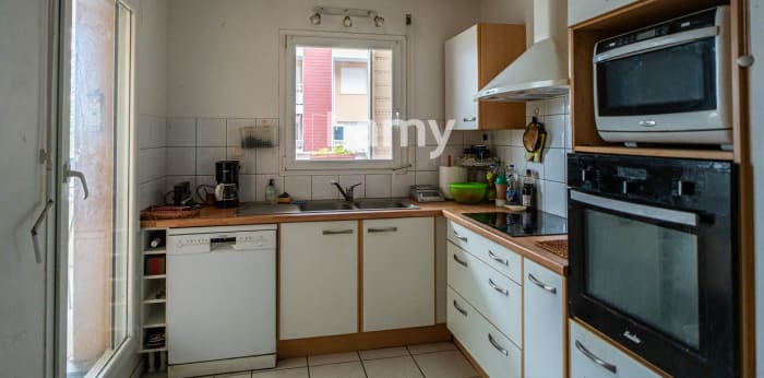 Image 5 sur 9 - Appartement  ·  Vente · Gelos (64110) · 3 pièces · 73m²