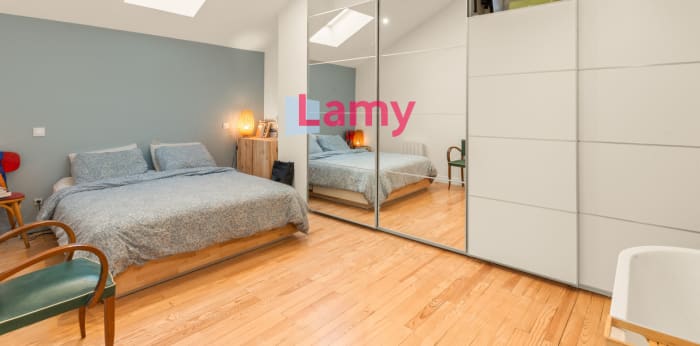 Image 9 sur 12 - Appartement  ·  Vente · St Didier De Formans (01600) · 5 pièces · 143m²