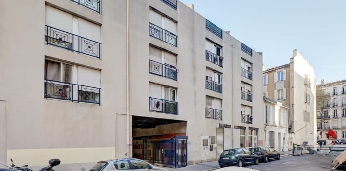 Image 1 sur 9 - Appartement  ·  Vente · Marseille (13005) · 1 pièce · 16m²