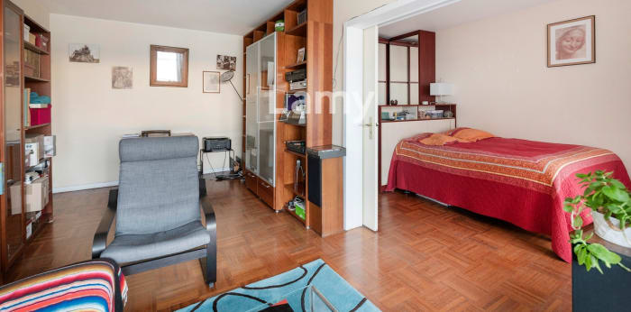 Image 6 sur 8 - Appartement  ·  Vente · Paris (75011) · 2 pièces · 57m²