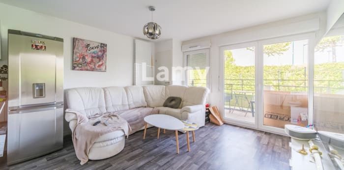 Image 2 sur 9 - Appartement  ·  Vente · St Louis (68300) · 2 pièces · 43m²