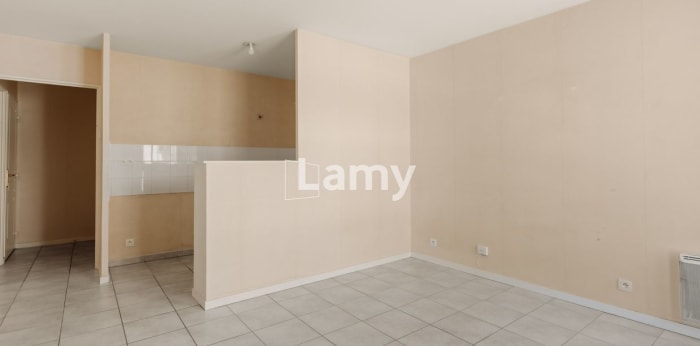 Image 6 sur 10 - Appartement  ·  Vente · Lyon 07 (69007) · 2 pièces · 44m²