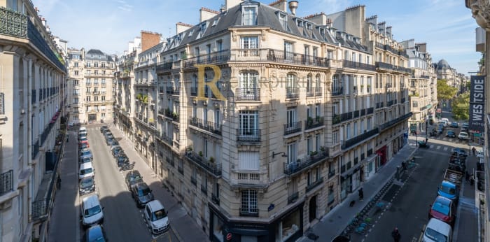 Image 4 sur 11 - Appartement  ·  Vente · Paris (75017) · 5 pièces · 112m²