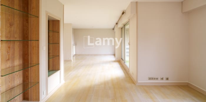 Image 5 sur 15 - Appartement  ·  Vente · Limoges (87000) · 5 pièces · 110m²