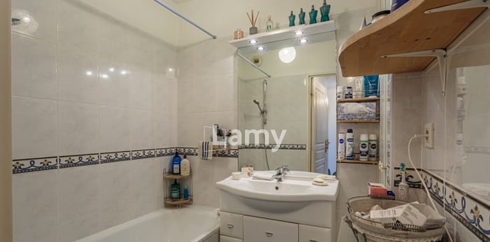 Image 7 sur 8 - Appartement  ·  Vente · Bayonne (64100) · 2 pièces · 48m²