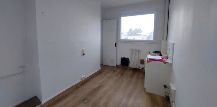 Image 3 sur 11 - Appartement  ·  Vente · Sceaux (92330) · 4 pièces · 76m²