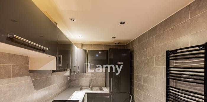 Image 9 sur 10 - Appartement  ·  Vente · Paris (75018) · 34m²