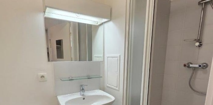 Image 4 sur 8 - Appartement  ·  Vente · Tours (37000) · 1 pièce · 19m²