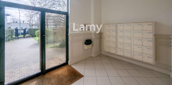 Image 12 sur 13 - Appartement  ·  Vente · Bordeaux (33300) · 4 pièces · 93m²