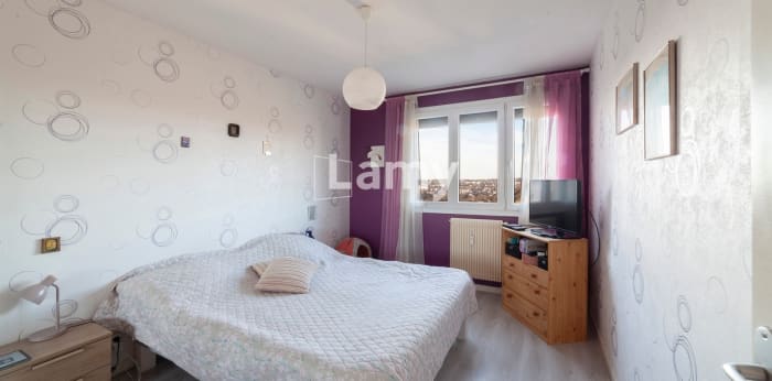 Image 6 sur 10 - Appartement  ·  Vente · Besancon (25000) · 5 pièces · 99m²