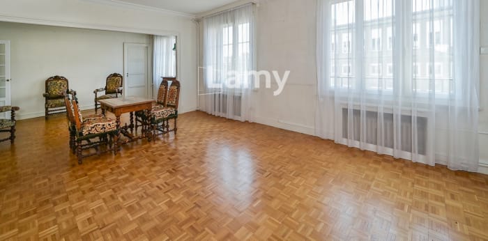 Image 5 sur 18 - Appartement  ·  Vente · Orleans (45000) · 5 pièces · 135m²