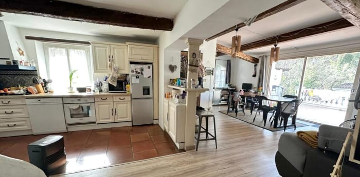 Image 4 sur 18 - Maison/villa  ·  Vente · Toulon (83200) · 5 pièces · 110m²