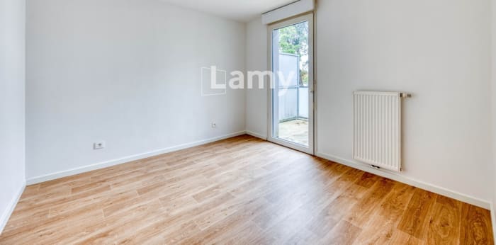 Image 6 sur 10 - Appartement  ·  Vente · Cenon (33150) · 2 pièces · 43m²