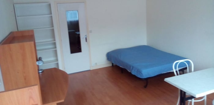 Image 4 sur 6 - Appartement  ·  Vente · Auxerre (89000) · 1 pièce · 28m²