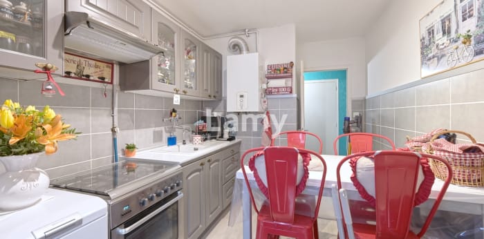 Image 2 sur 12 - Appartement  ·  Vente · Grenoble (38100) · 4 pièces · 69m²