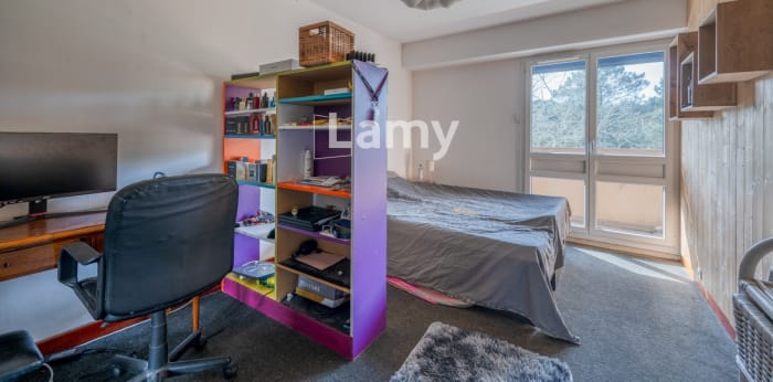 Image 3 sur 10 - Appartement  ·  Vente · Pessac (33600) · 5 pièces · 105m²