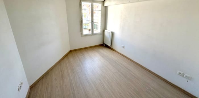 Image 6 sur 9 - Appartement  ·  Vente · Persan (95340) · 2 pièces · 37m²