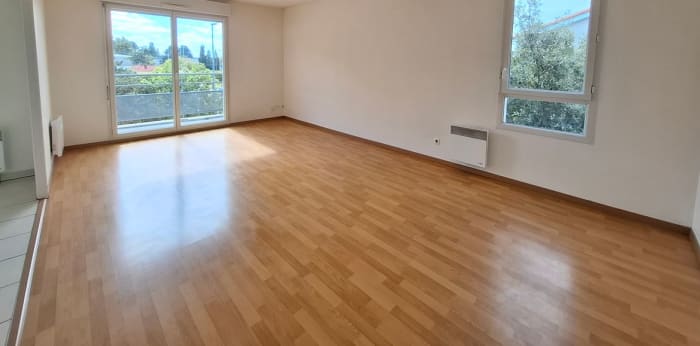 Image 3 sur 15 - Appartement  ·  Vente · St Sebastien Sur Loire (44230) · 3 pièces · 67m²