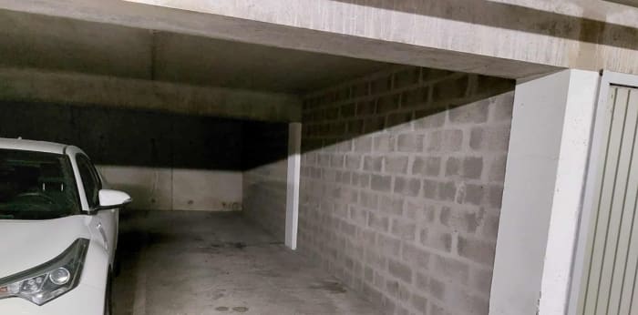 Image 2 sur 2 - Parking/box  ·  Vente · Lyon (69008) · 26m²