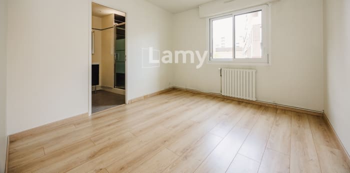 Image 7 sur 10 - Appartement  ·  Vente · Rennes (35000) · 4 pièces · 101m²