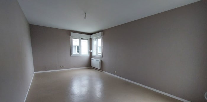 Image 2 sur 5 - Appartement  ·  Vente · Chateauroux (36000) · 2 pièces · 54m²
