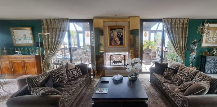 Image 3 sur 11 - Appartement  ·  Vente · Reims (51100) · 8 pièces · 171m²