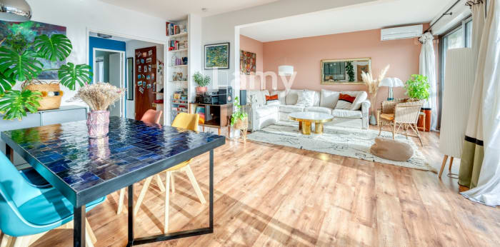 Image 3 sur 19 - Appartement  ·  Vente · Bordeaux (33200) · 5 pièces · 109m²