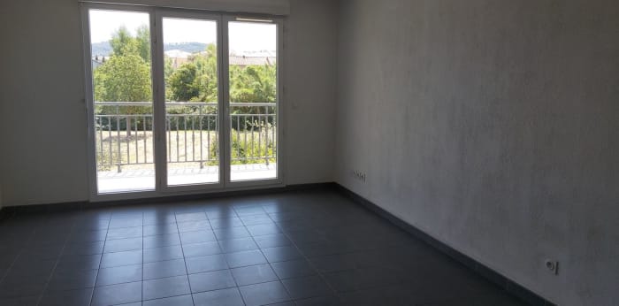 Image 8 sur 19 - Appartement  ·  Vente · Brignoles (83170) · 2 pièces · 49m²