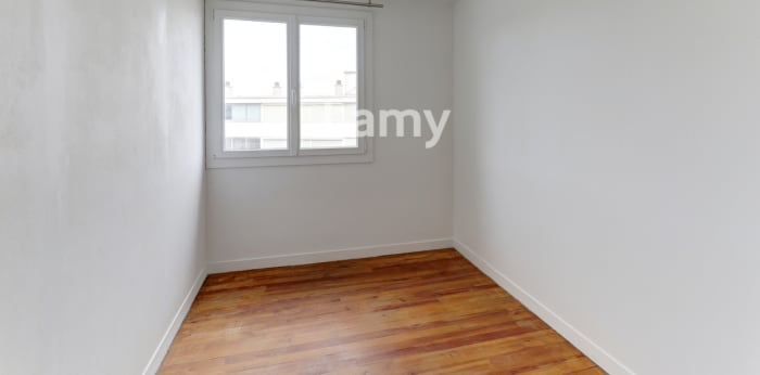 Image 7 sur 9 - Appartement  ·  Vente · Chamalieres (63400) · 3 pièces · 49m²