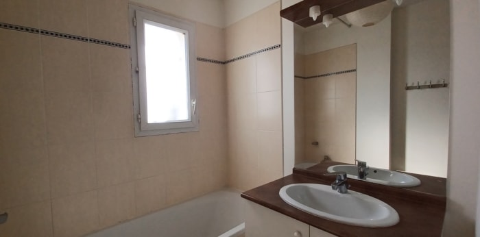 Image 5 sur 6 - Maison/villa  ·  Vente · Le Pontet (84130) · 3 pièces · 65m²