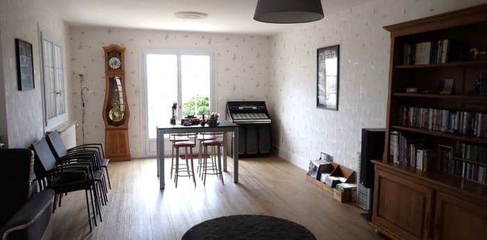 Image 14 sur 15 - Maison/villa  ·  Vente · St Leger Sur Dheune (71510) · 6 pièces · 196m²