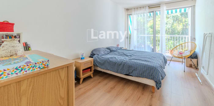 Image 8 sur 11 - Appartement  ·  Vente · Lyon (69005) · 5 pièces · 100m²