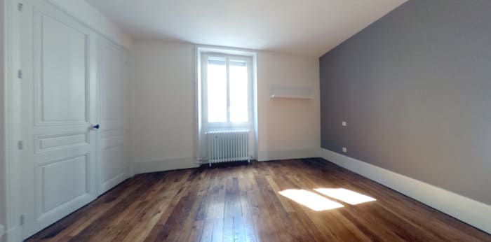 Image 16 sur 16 - Appartement  ·  Vente · Grenoble (38000) · 7 pièces · 212m²