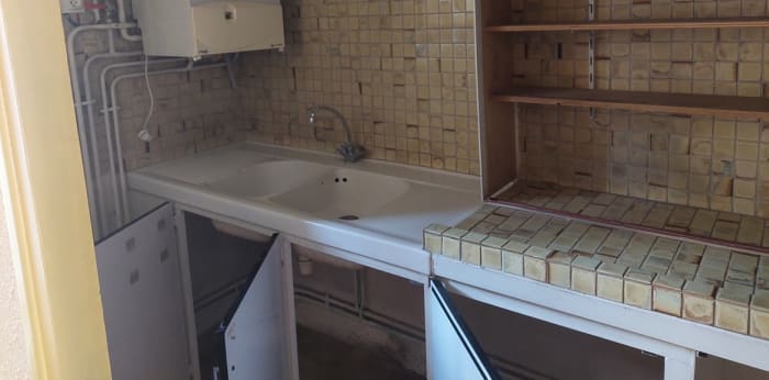 Image 8 sur 11 - Local  ·  Vente · Ales (30100) · 40m²