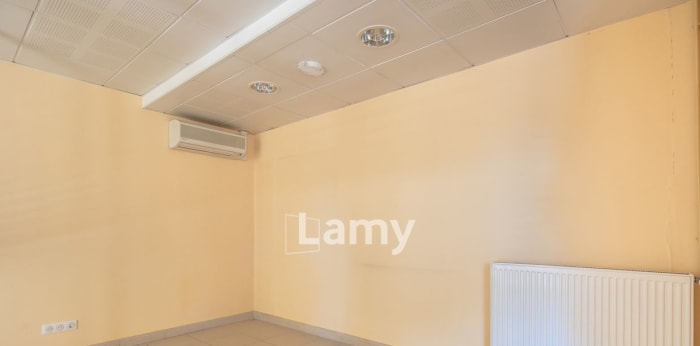 Image 10 sur 10 - Local  ·  Vente · Villard De Lans (38250) · 3 pièces · 123m²