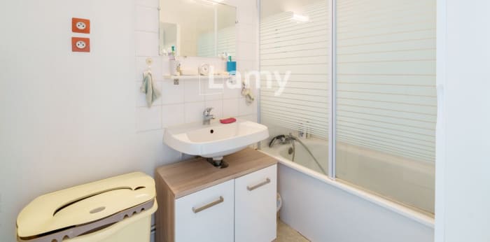 Image 8 sur 9 - Appartement  ·  Vente · Talant (21240) · 2 pièces · 57m²