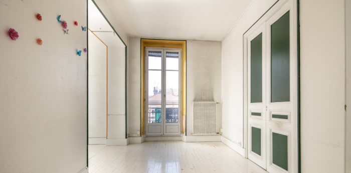 Image 7 sur 8 - Appartement  ·  Vente · Grenoble (38000) · 7 pièces · 201m²