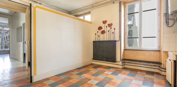 Image 6 sur 8 - Appartement  ·  Vente · Grenoble (38000) · 7 pièces · 201m²