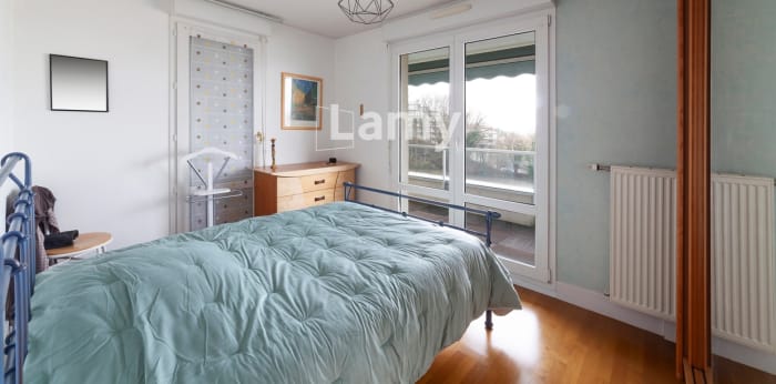 Image 5 sur 8 - Appartement  ·  Vente · Besancon (25000) · 4 pièces · 83m²