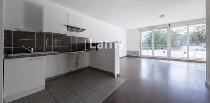 Image 4 sur 12 - Appartement  ·  Vente · Toulouse (31300) · 3 pièces · 69m²